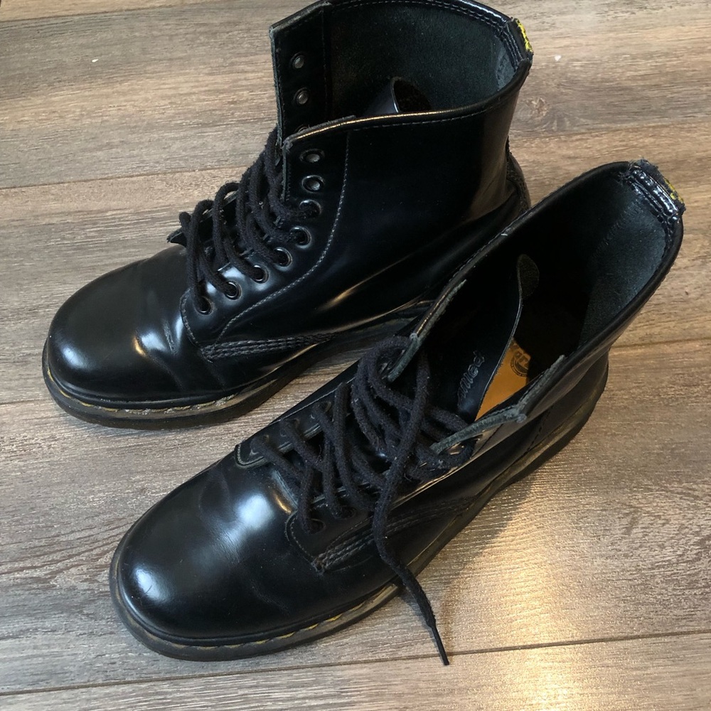 Dr Martens Milled Smooth Leather Boots